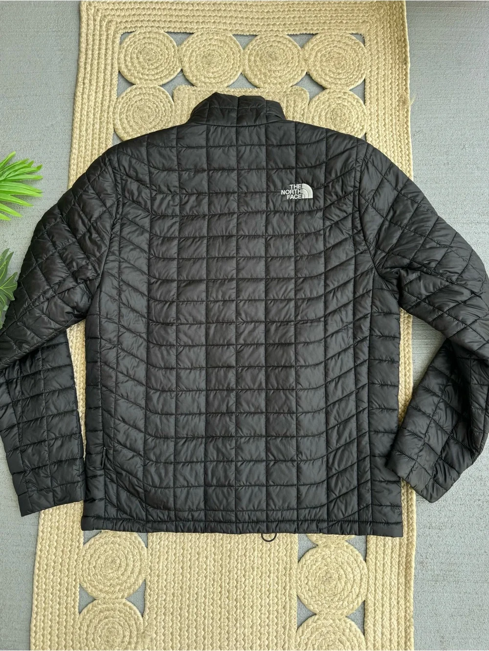 The North Face Black Quilted Insulated Puffer Jacket Men's Size M